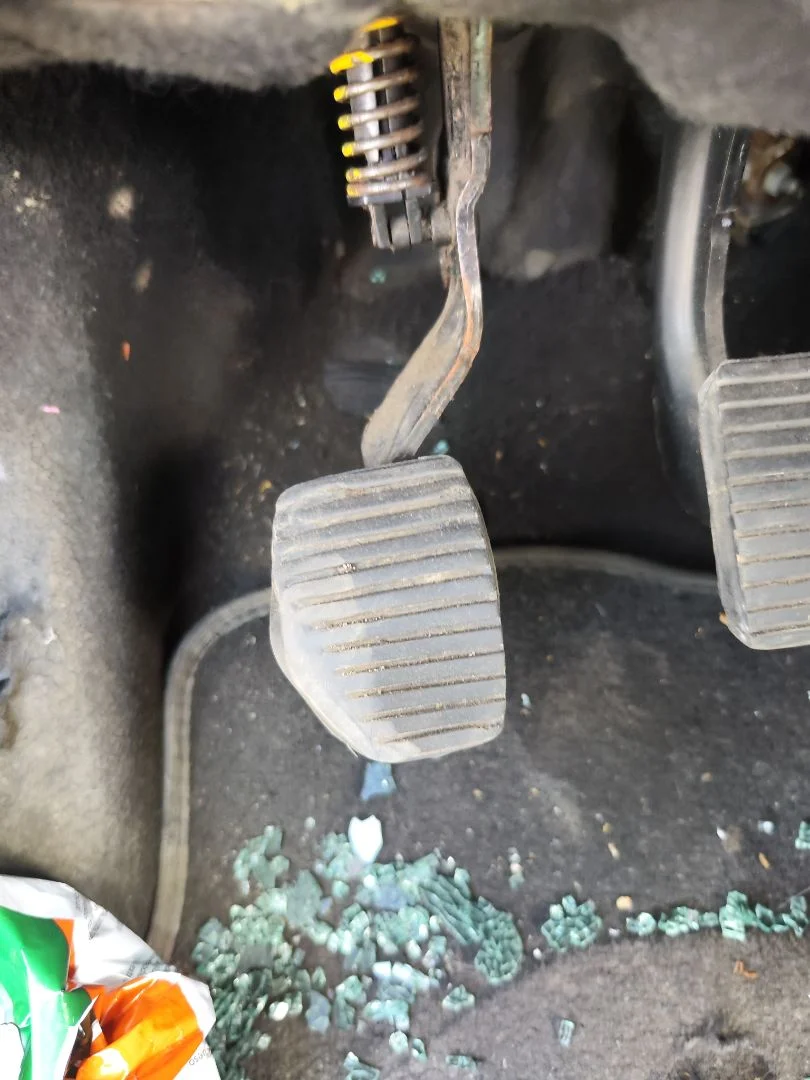 Foto de PEDAL EMBRAGUE PEUGEOT 207 1.6 16V HDi (90 CV / 66 KW)