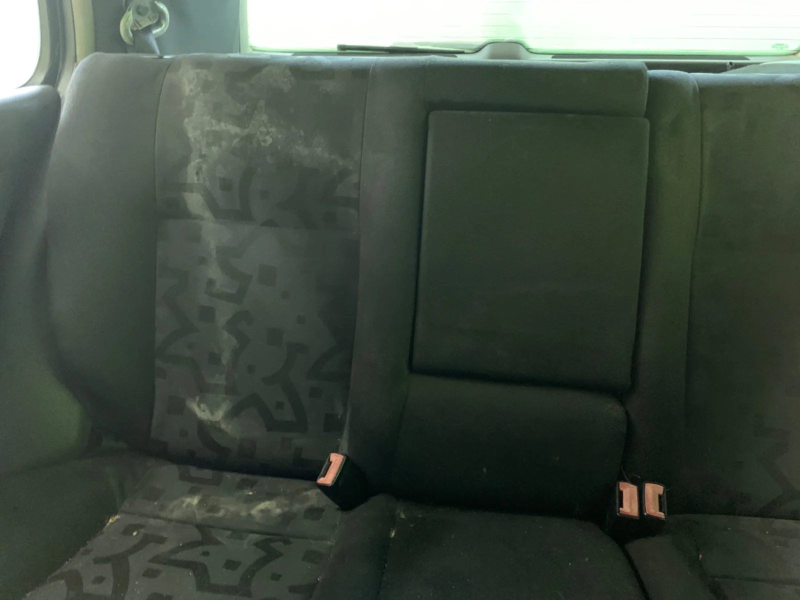 Foto de ASIENTO TRASERO MEDIO VOLKSWAGEN GOLF IV BERLINA (1J1)(10.1997) 1.9 TDI (101 CV / 74 KW)