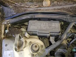 Foto de CAJA RELES / FUSIBLES HONDA ACCORD BERLINA (CG7-9/CH1-7)