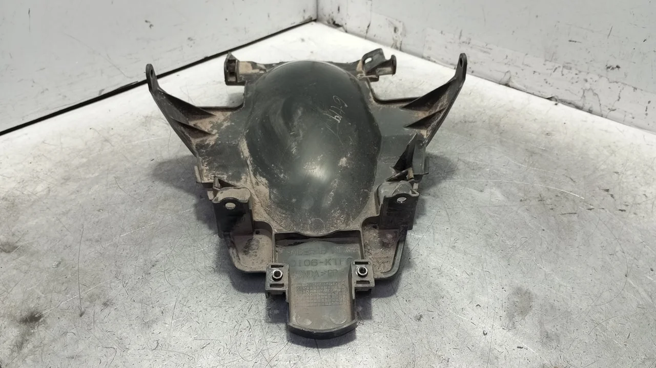 Foto de GUARDABARROS HONDA SH 150 150 cm3 - 11 kW (15 CV / 11 KW) referencia 80106-KTF