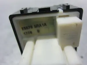 Foto de NO IDENTIFICADO NISSAN MICRA (K14) 0.9 CAT (90 CV / 66 KW) referencia 255705RA1A foto 2