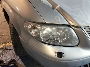 Foto de FARO DERECHO CHRYSLER VOYAGER (RG)