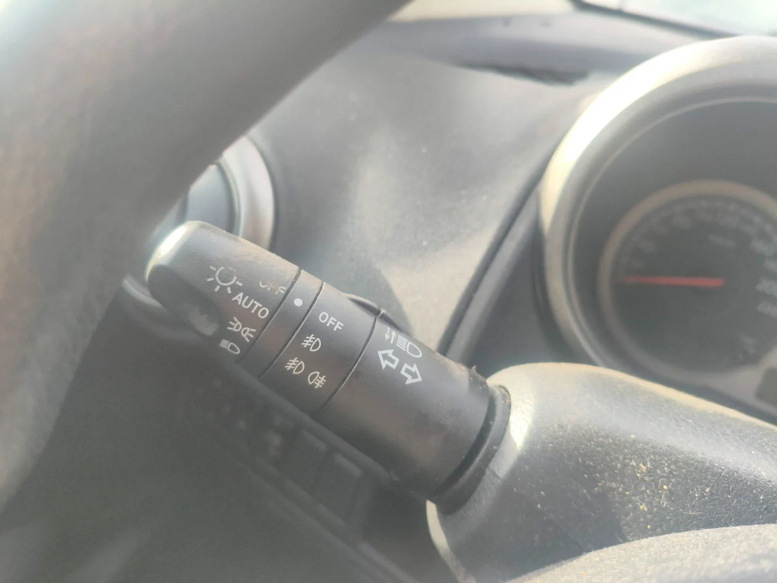 Foto de MANDO LUCES NISSAN NOTE (E11E) 1.4 CAT (88 CV / 65 KW) referencia 255409U01D