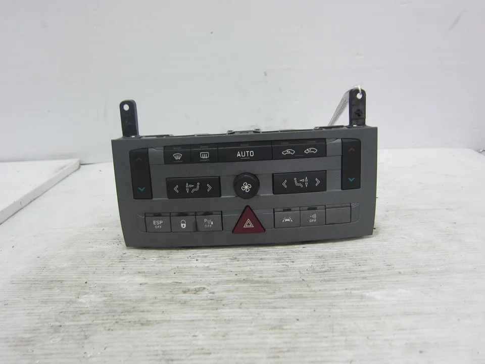 Foto de MANDO CLIMATIZADOR CITROEN C5 BERLINA 2.2 HDi FAP CAT (4HX / DW12ED4) (133 CV / 98 KW) referencia 96573328YW01