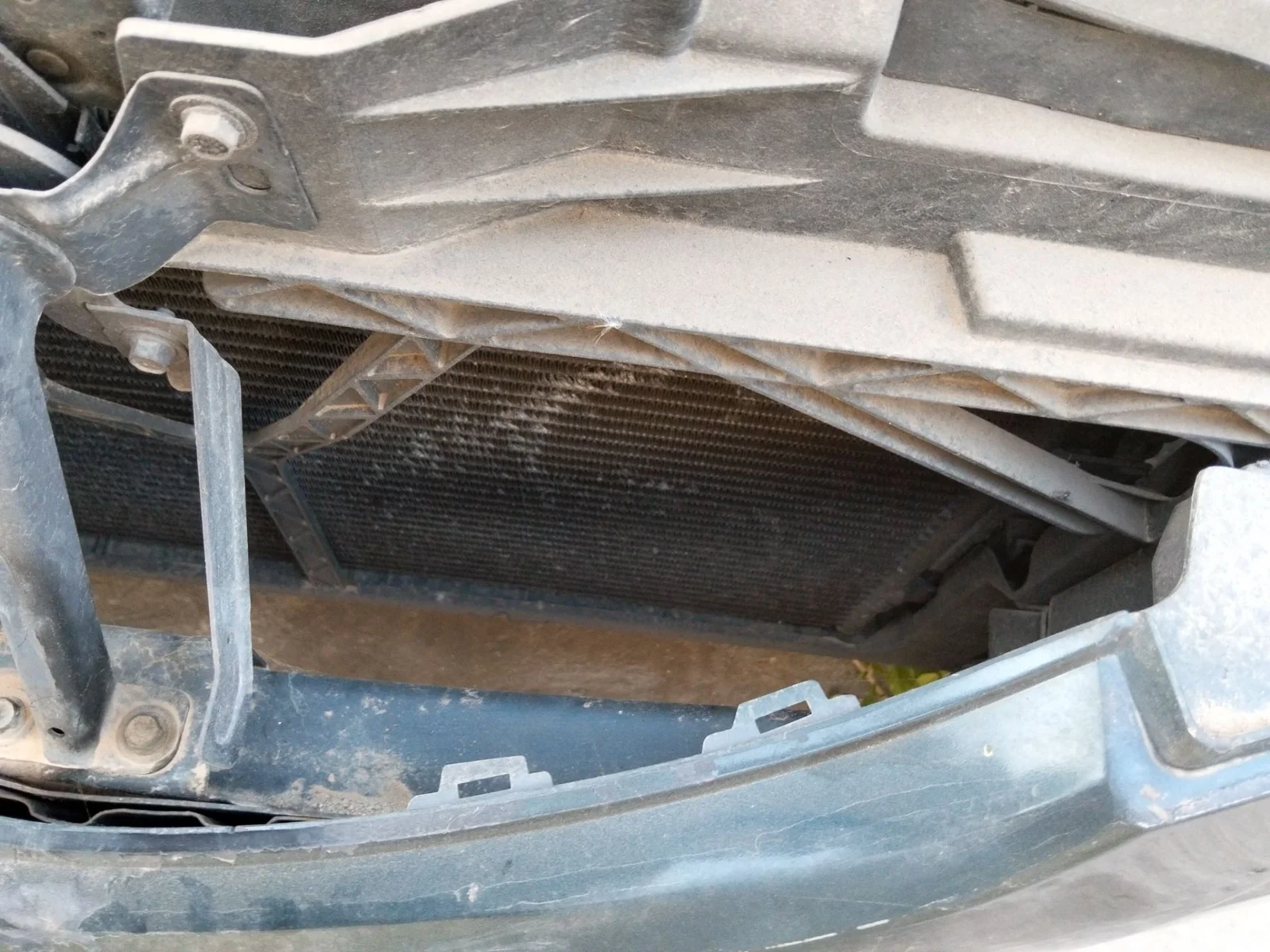 Foto de RADIADOR CALEFACCION / AIRE ACONDICIONADO MAZDA 3 BERLINA (BK) 1.6 16V CAT (105 CV / 77 KW) referencia BP4K-61-A10