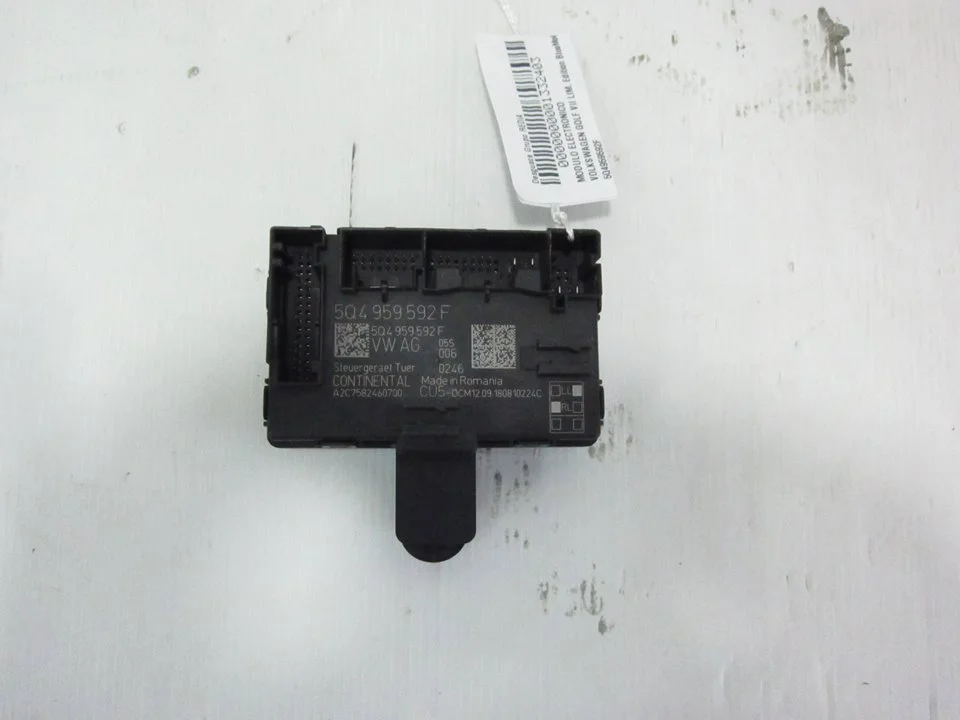 Foto de MODULO ELECTRONICO VOLKSWAGEN GOLF VII BERLINA (BQ1/BE2) 1.6 TDI (116 CV / 85 KW) referencia 5Q4959592F