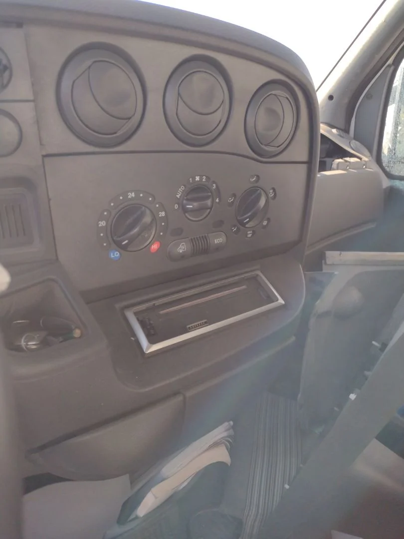 Foto de CALEFACCION ENTERA NORMAL IVECO DAILY FURGÓN 2.3 Diesel (97 CV / 71 KW)