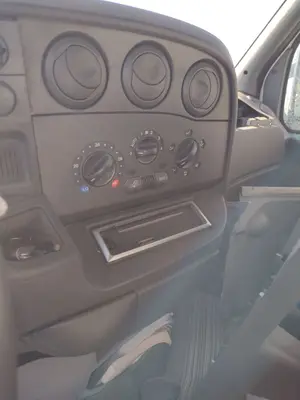 Foto de CALEFACCION ENTERA NORMAL IVECO DAILY FURGÓN 2.3 Diesel (97 CV / 71 KW)