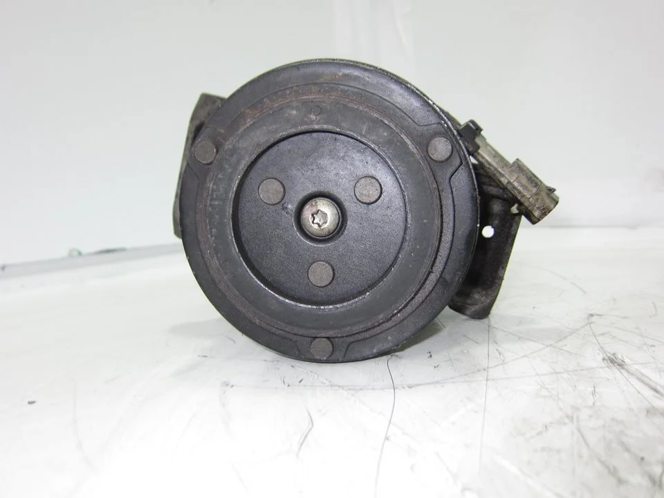 Foto de COMPRESOR AIRE ACONDICIONADO OPEL ZAFIRA B referencia 6562434