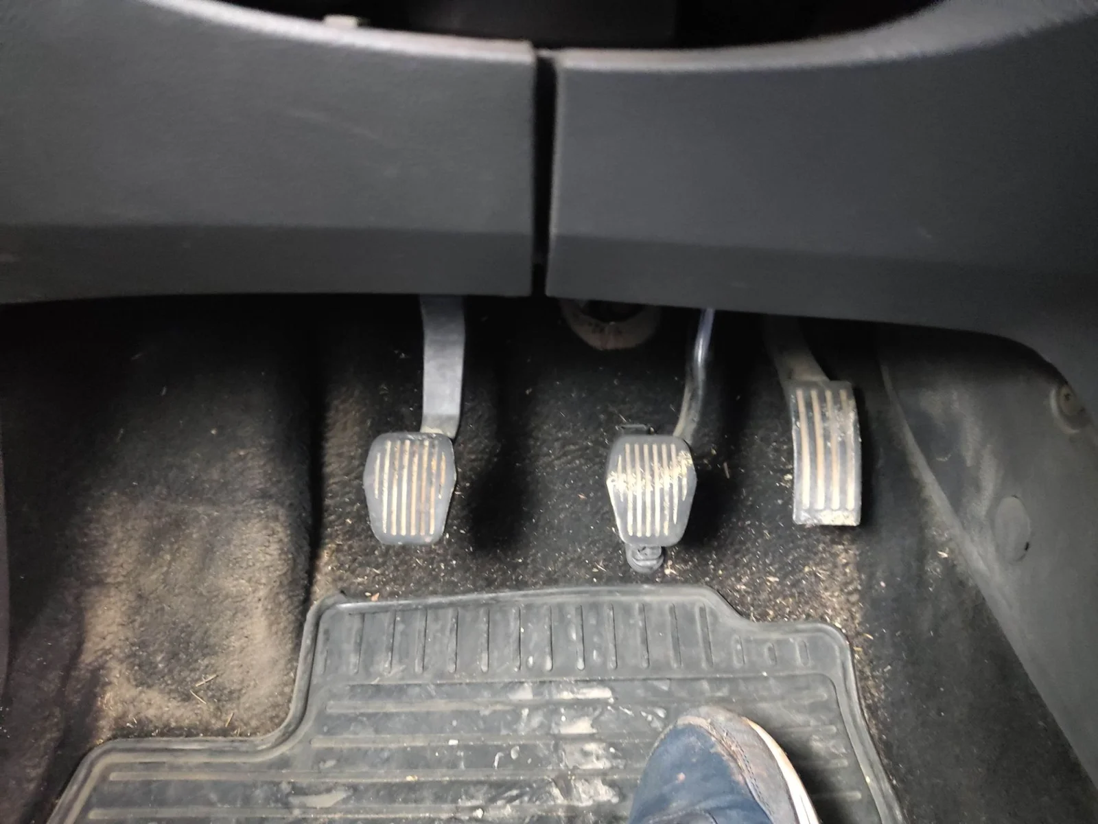 Foto de PEDAL ACELERADOR FORD FOCUS BERLINA (CAP) 1.8 Flexifuel CAT (125 CV / 92 KW)