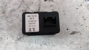 Foto de MANDO ELEVALUNAS DELANTERO DERECHO OPEL ZAFIRA A referencia 90561088 foto 2