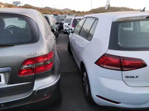 Foto de PILOTO TRASERO IZQUIERDO VOLKSWAGEN GOLF VII BERLINA (BQ1/BE2) 1.6 TDI (116 CV / 85 KW) referencia 5G0945095Q foto 2