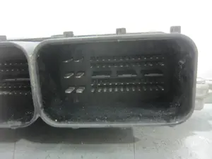 Foto de CENTRALITA MOTOR UCE MERCEDES-BENZ CLASE A (BM 169) 2.0 CDI CAT (82 CV / 60 KW) referencia A6401506379 foto 3