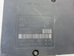Foto de ABS MERCEDES-BENZ CLK (BM 209) COUPE 2.7 CDI 20V CAT (170 CV / 125 KW) referencia A0345457832 foto 3