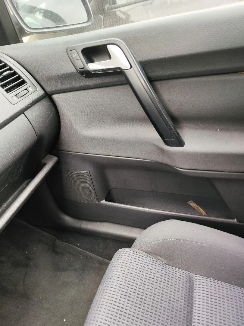 Foto de ELEVALUNAS DELANTERO DERECHO VOLKSWAGEN POLO IV (9N1) 1.4 16V (75 CV / 55 KW) referencia 6Q4837462J