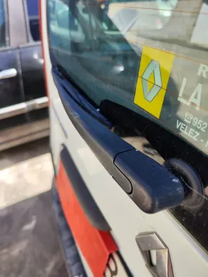 Foto de BRAZO LIMPIA TRASERO RENAULT KANGOO II (F/KW0) 1.5 dCi Diesel CAT (86 CV / 63 KW) referencia 7701068738