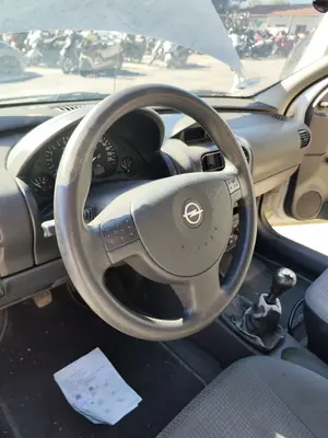 Foto de VOLANTE OPEL CORSA C 1.2 16V CAT (Z 12 XE / LW4) (75 CV / 55 KW) referencia 93185973 foto 4