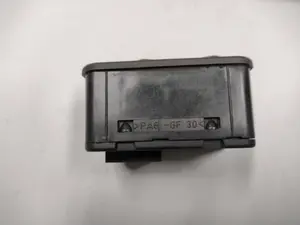 Foto de MANDO ELEVALUNAS DELANTERO IZQUIERDO OPEL ASTRA G BERLINA 2.0 16V DI CAT (X 20 DTL / LD3) (82 CV / 60 KW) referencia 13363201 foto 2