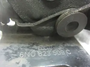 Foto de CERRADURA CAPO VOLKSWAGEN POLO III BERLINA (6N2) 1.4 16V (75 CV / 55 KW) referencia 6N0823509 foto 4