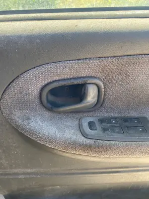 Foto de MANETA INTERIOR DELANTERA DERECHA KIA SPORTAGE 2.0 CAT (128 CV / 94 KW)
