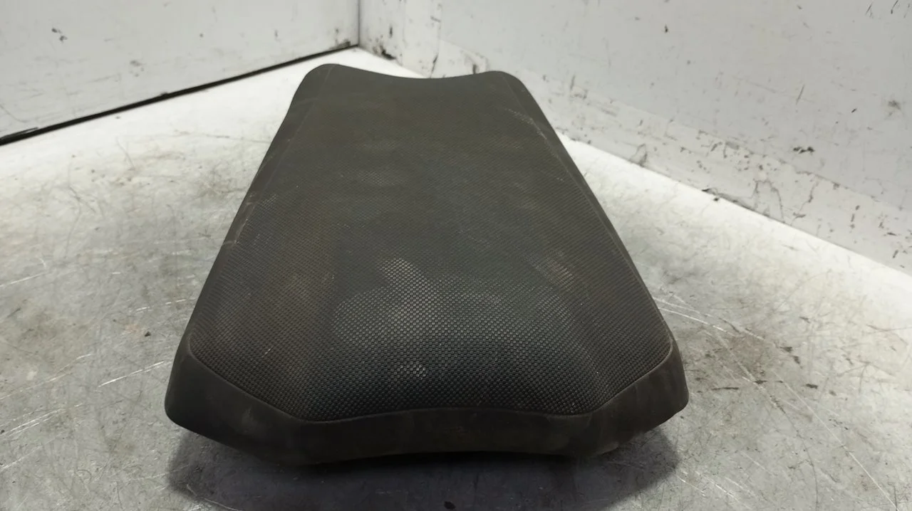 Foto de ASIENTO TRASERO YAMAHA FZ 8 / FAZER8 779 cm3 - 78.1 kW (0 CV / 0 KW) referencia 39P-00T