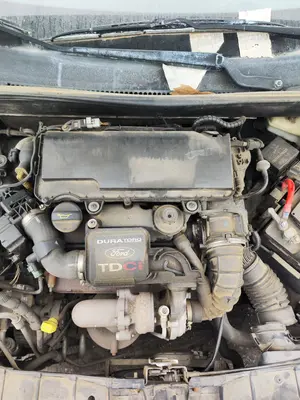 Foto de CAJA FILTRO AIRE FORD FIESTA (CBK) 1.4 TDCi CAT (68 CV / 50 KW)