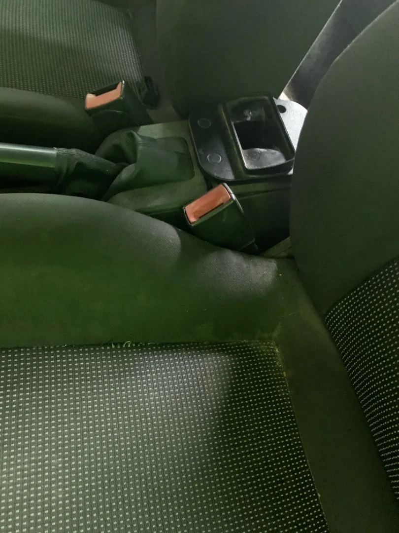 Foto de ENGANCHE CINTURON DELANTERO IZQUIERDO OPEL ASTRA H CARAVAN 1.9 16V CDTI CAT (Z 19 DTH / LRD) (150 CV / 110 KW)