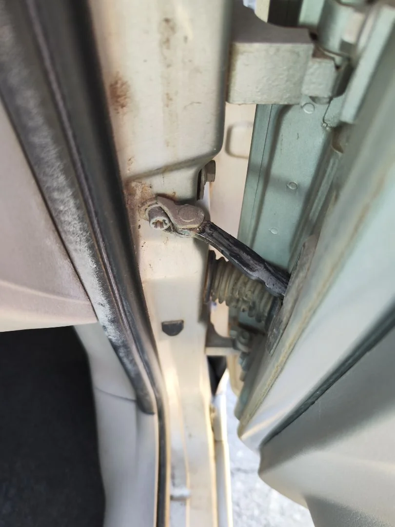 Foto de RETENEDOR PUERTA FIAT II PANDA (169) 1.2 CAT (60 CV / 44 KW)