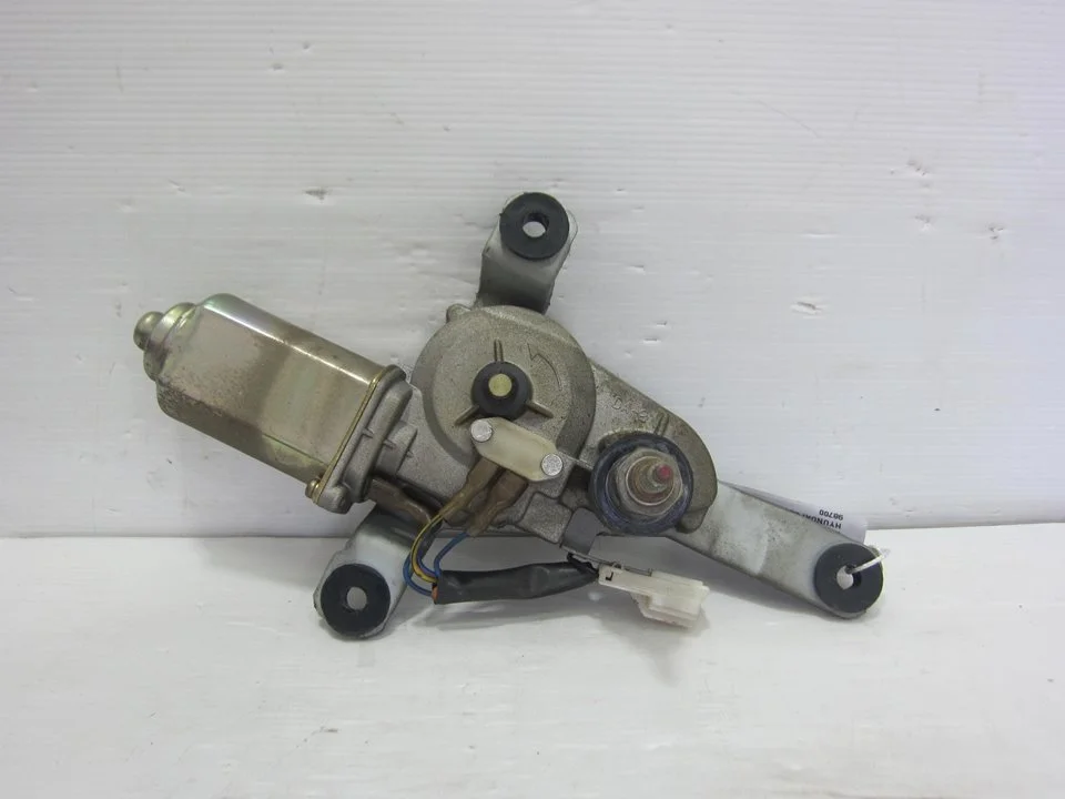 Foto de MOTOR LIMPIA TRASERO HYUNDAI COUPE (J2) 1.6 CAT (114 CV / 84 KW) referencia 9870027001