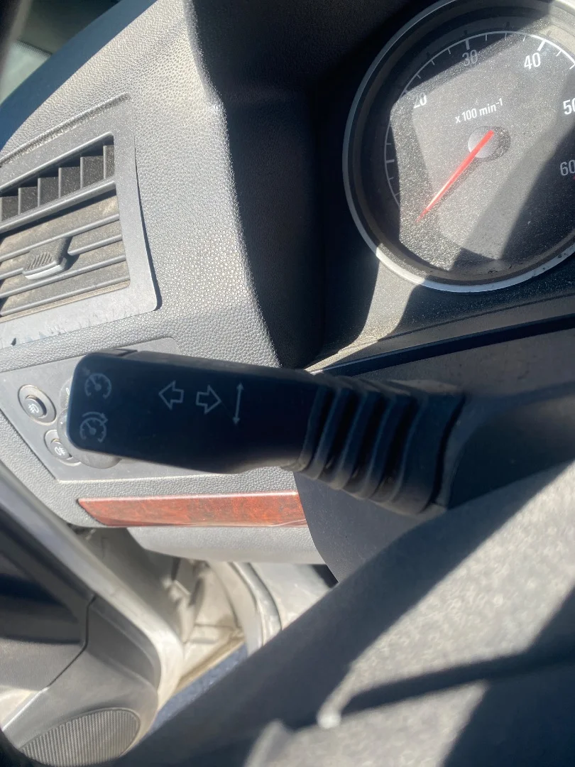 Foto de MANDO INTERMITENTES OPEL ZAFIRA B 1.9 CDTI (120 CV / 88 KW)
