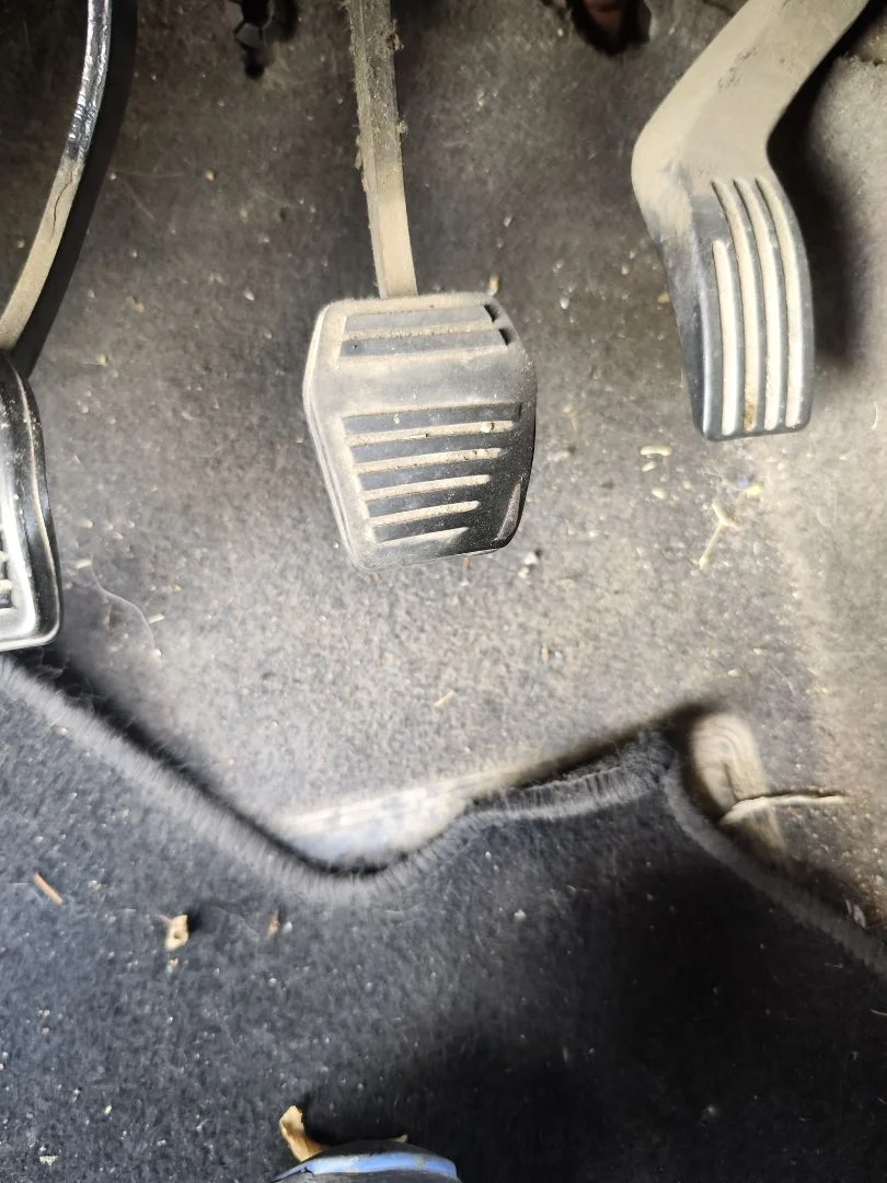 Foto de PEDAL FRENO FORD FOCUS BERLINA (CAK) 1.6 16V CAT (101 CV / 74 KW)