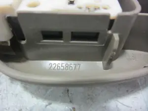 Foto de INTERRUPTOR CHEVROLET ALERO 2.4 CAT (141 CV / 104 KW) referencia 22658677 foto 4
