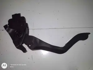 Foto de POTENCIOMETRO PEDAL PEUGEOT 308 SW 1.6 HDi FAP (112 CV / 82 KW) referencia 9670430580 foto 2