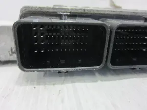 Foto de CENTRALITA MOTOR UCE RENAULT SCENIC II (JM) 1.5 dCi Diesel (106 CV / 78 KW) referencia 8200565863 foto 5