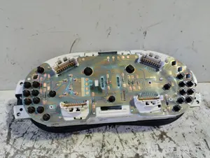 Foto de CUADRO INSTRUMENTOS RENAULT CLIO II FASE I (B/CB0) referencia 7700410442G foto 2