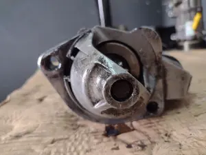 Foto de MOTOR ARRANQUE AUDI A4 BERLINA (B5) referencia 068911024E foto 4