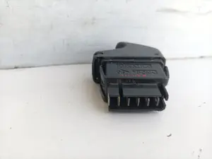 Foto de MANDO ELEVALUNAS DELANTERO DERECHO RENAULT CLIO II FASE II (B/CB0) referencia 421119H foto 3