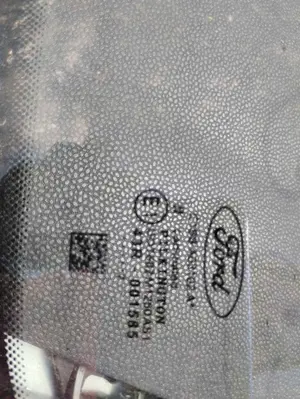 Foto de PARABRISAS FORD FIESTA (CNN) 1.5 TDCi CAT (75 CV / 55 KW) referencia 43R001585 foto 2