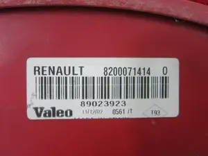Foto de PILOTO TRASERO DERECHO RENAULT CLIO II FASE II (B/CB0) 1.2 (58 CV / 43 KW) referencia 8200071414 foto 5