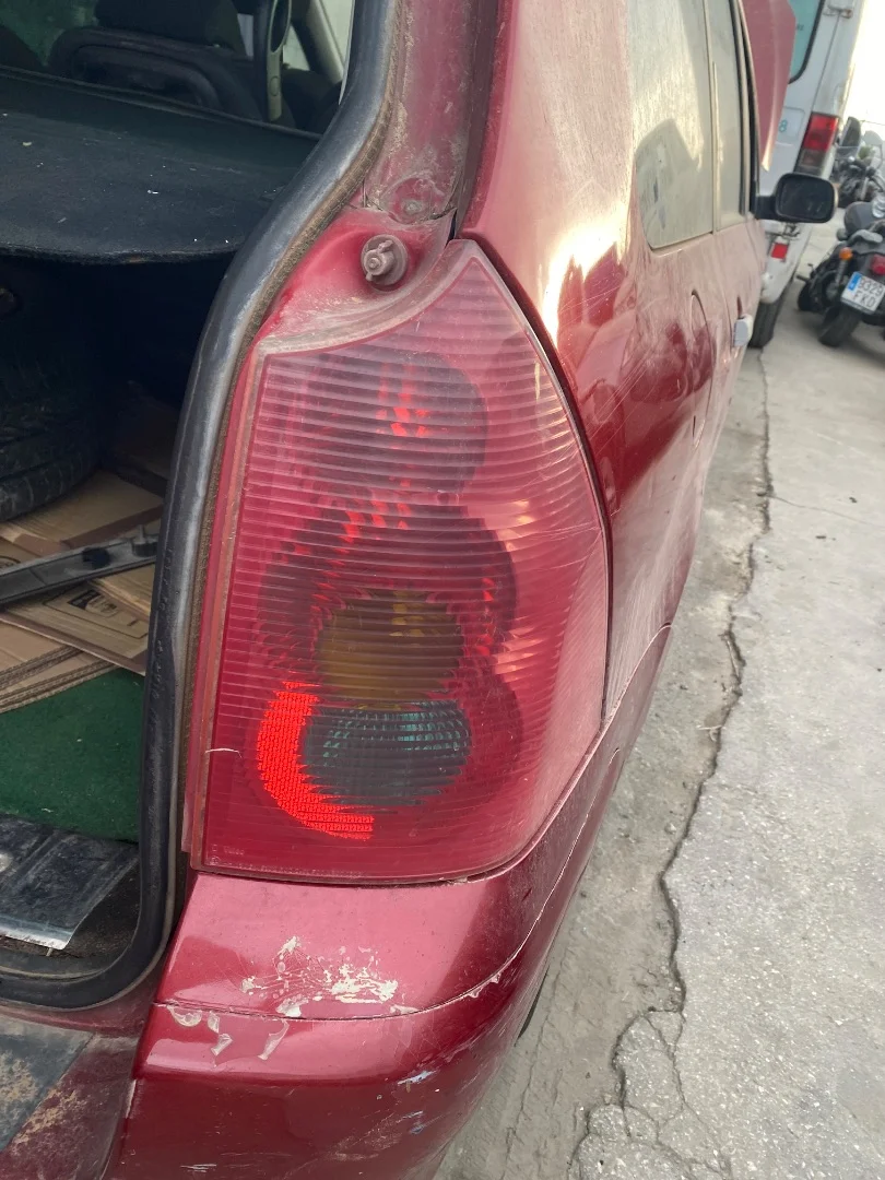 Foto de PILOTO TRASERO DERECHO PEUGEOT 307 BREAK / SW (S1)(04.2002) 2.0 16V HDi FAP CAT (RHR / DW10BTED4) (136 CV / 100 KW) referencia 6351Q6