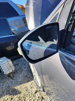 Foto de RETROVISOR IZQUIERDO FORD C-MAX (CB7) 1.6 TDCi CAT (116 CV / 85 KW) foto 3