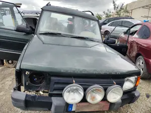 Foto de CAPO LAND ROVER DISCOVERY (LT) 4.0 V8 CAT (185 CV / 136 KW) foto 3