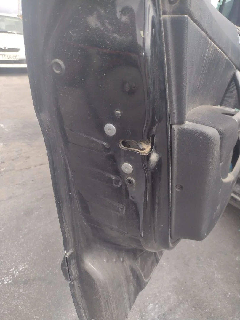 Foto de CERRADURA PUERTA DELANTERA IZQUIERDA PEUGEOT 308 1.6 16V HDi (90 CV / 66 KW) referencia 9810309480