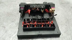 Foto de CAJA RELES / FUSIBLES SEAT TOLEDO (5P2) 1.9 TDI (105 CV / 77 KW) referencia 3C0937049E foto 5