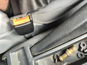 Foto de PRETENSOR AIRBAG IZQUIERDO SEAT LEON (1M1) 1.6  (101 CV / 74 KW)