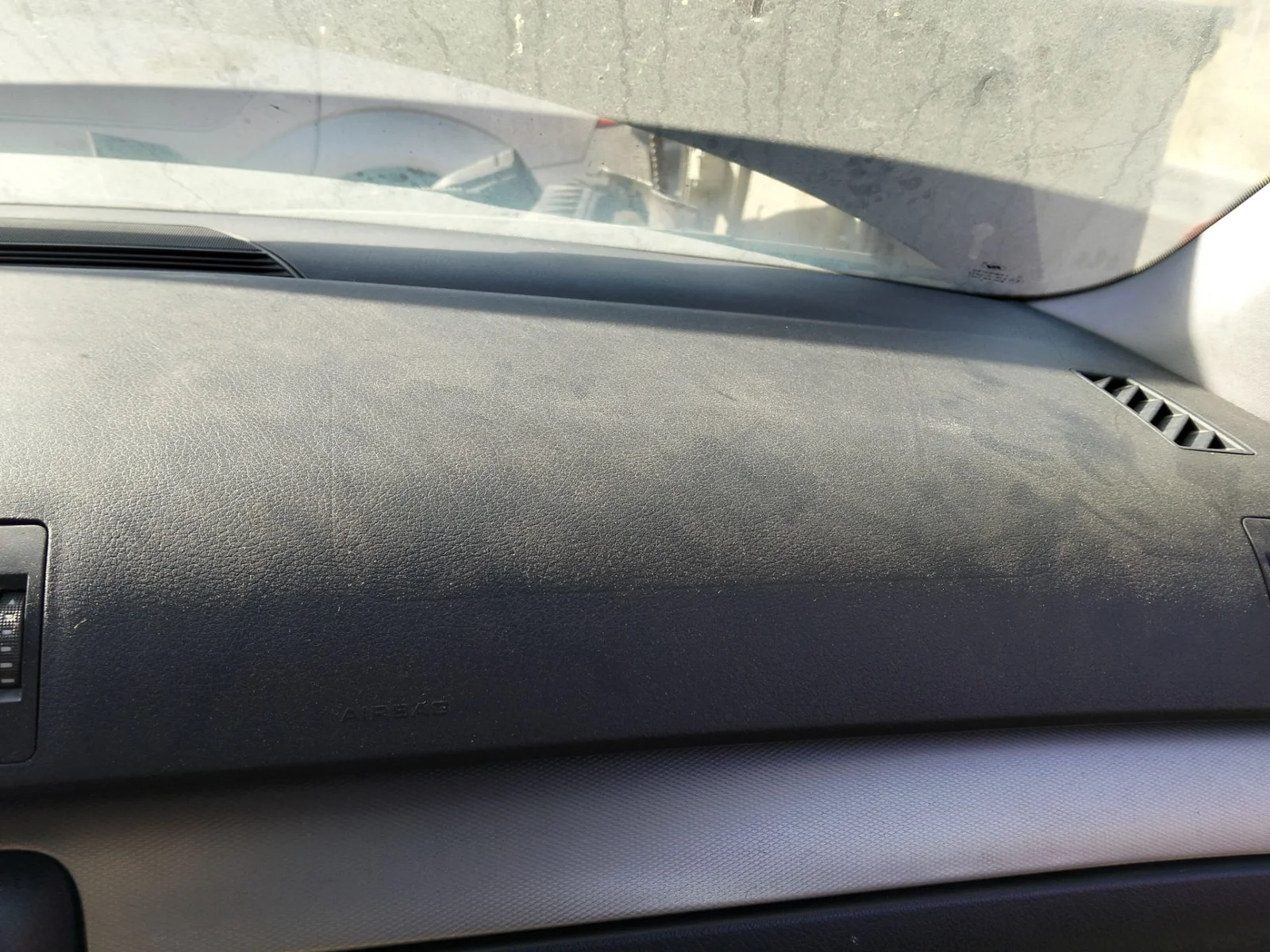 Foto de AIRBAG DELANTERO DERECHO AUDI A4 BERLINA (8E) 1.9 TDI (131 CV / 96 KW) referencia 8E0880204E