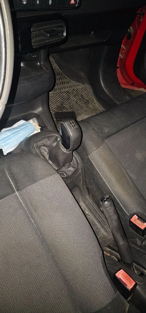 Foto de PALANCA CAMBIO CITROEN C4 CACTUS 1.2 12V VTi (82 CV / 60 KW)