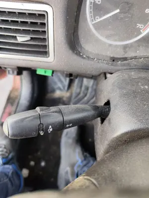 Foto de MANDO MULTIFUNCION PEUGEOT 307 (S1)(04.2001) 1.6 16V CAT (109 CV / 80 KW)