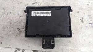 Foto de CAJA RELES / FUSIBLES RENAULT CLIO III 1.5 dCi Diesel FAP (75 CV / 55 KW) referencia 8201054128
