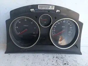 Foto de CUADRO INSTRUMENTOS OPEL ASTRA H BERLINA referencia 13216684